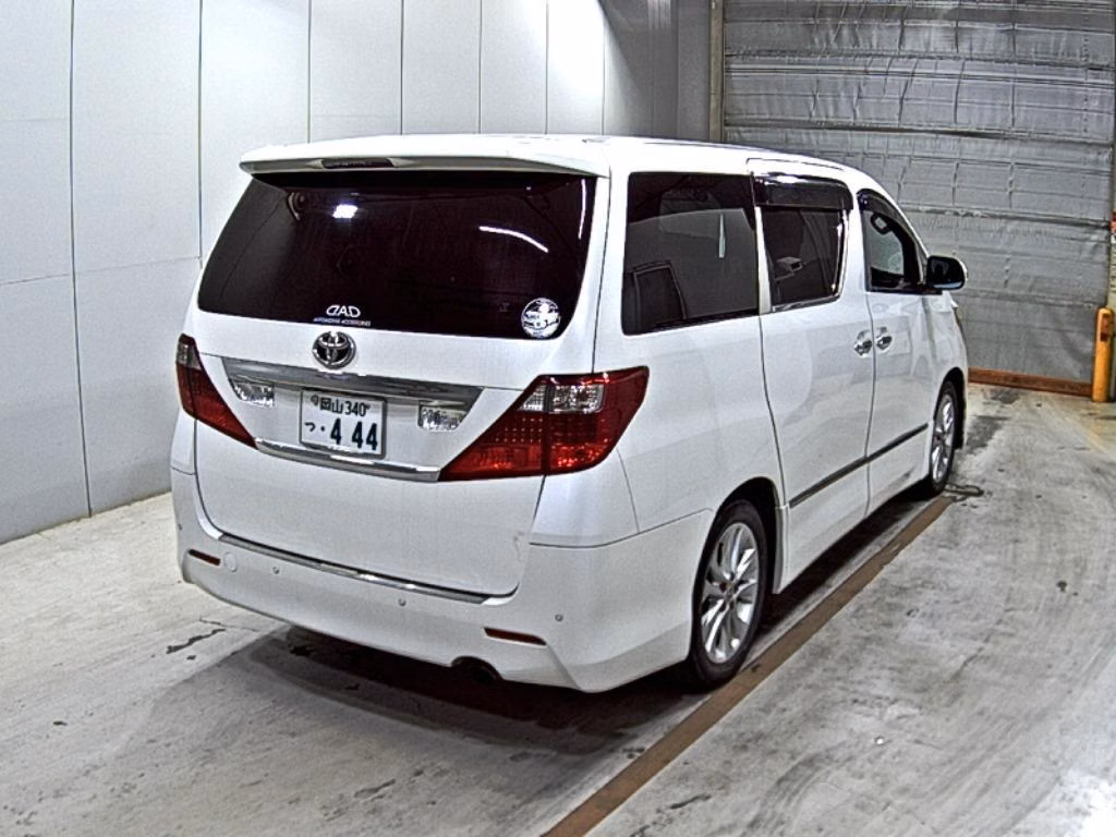 TOYOTA ALPHARD