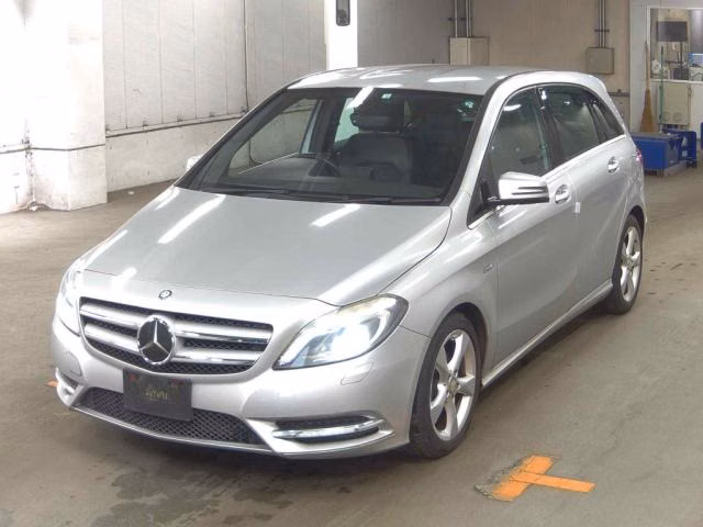 MERCEDES-BENZ B-CLASS