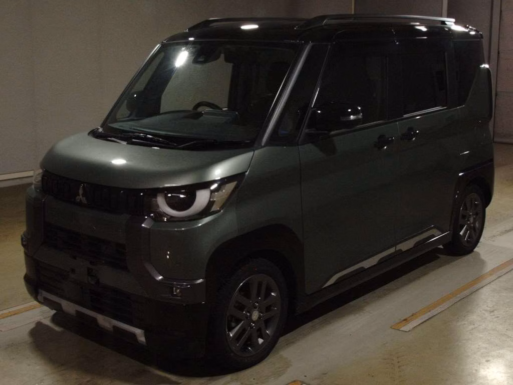MITSUBISHI DELICA MINI