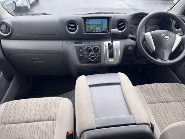 NISSAN NV350 CARAVAN