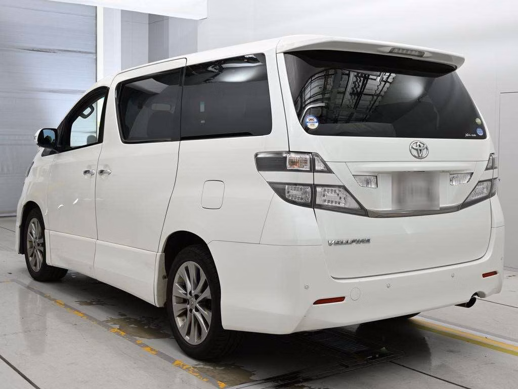 TOYOTA VELLFIRE