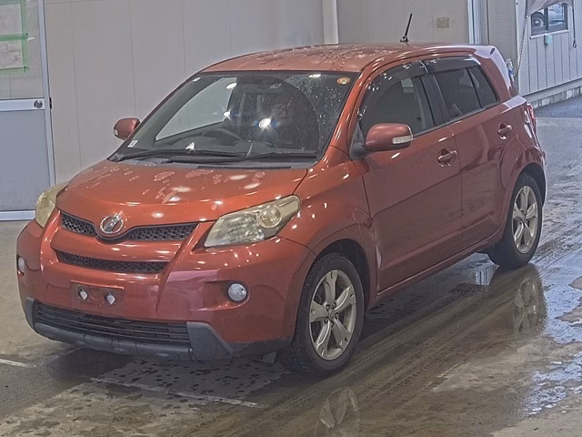 TOYOTA IST