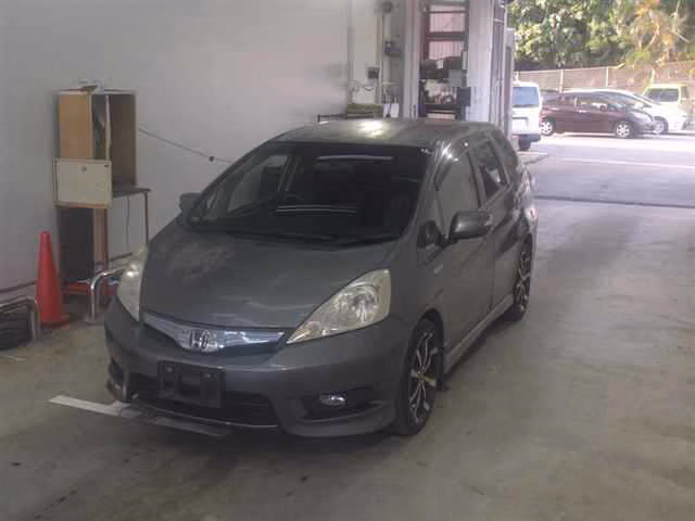 HONDA FIT SHUTTLE