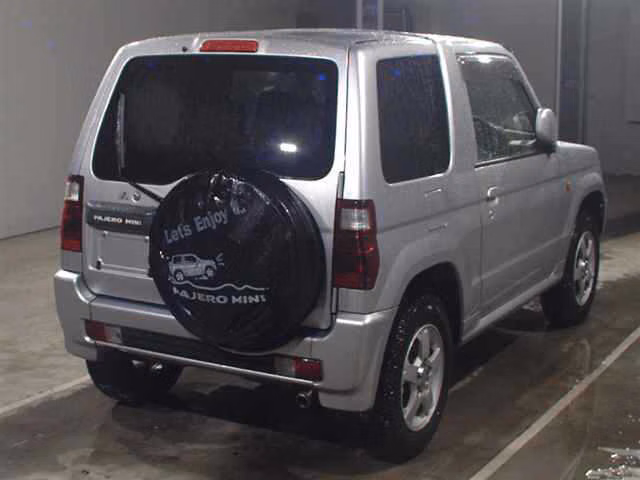 MITSUBISHI PAJERO MINI