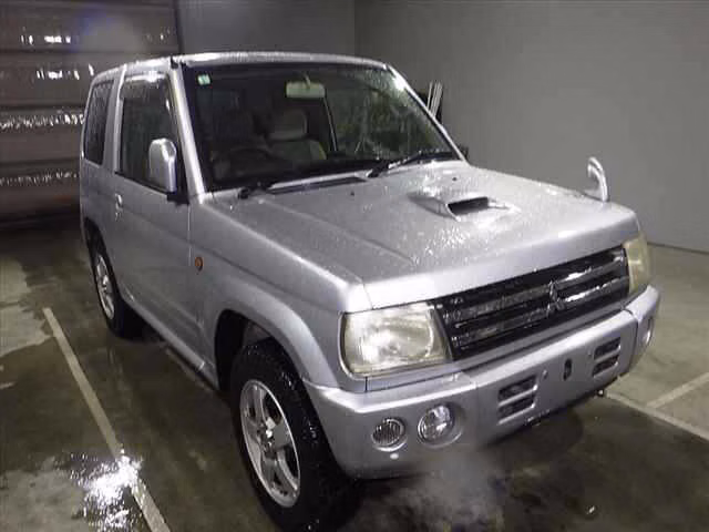MITSUBISHI PAJERO MINI