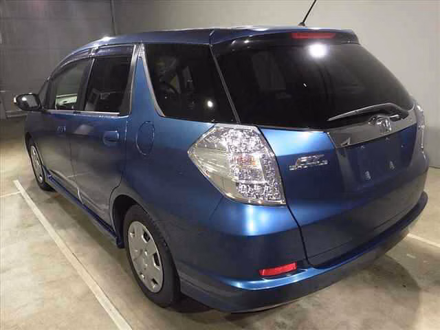 HONDA FIT SHUTTLE