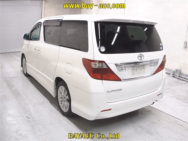 TOYOTA ALPHARD