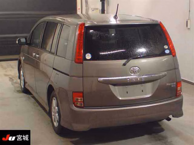 TOYOTA ISIS