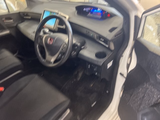 HONDA FREED SPIKE