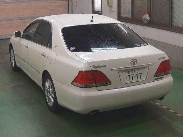 TOYOTA CROWN
