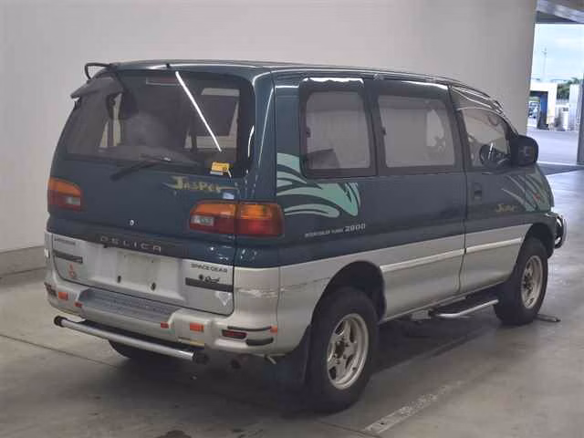 MITSUBISHI DELICA