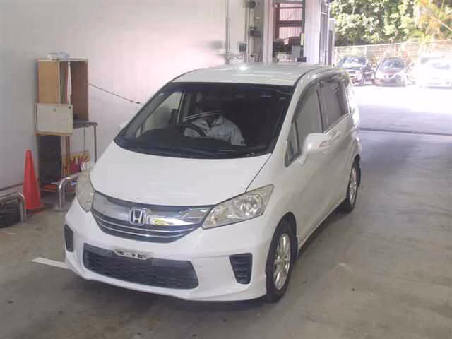 HONDA FREED