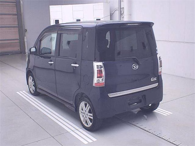 DAIHATSU TANTO EXE