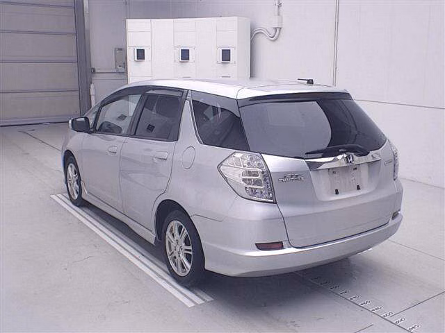 HONDA FIT SHUTTLE