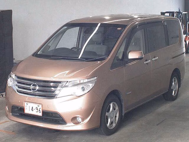 NISSAN SERENA