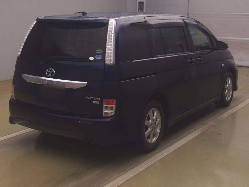 TOYOTA ISIS