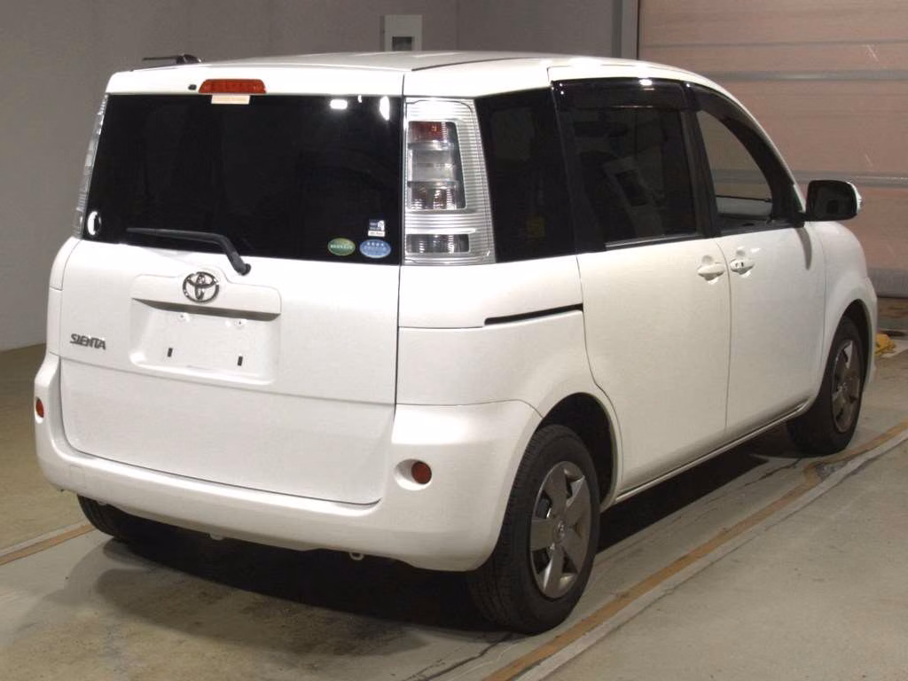TOYOTA SIENTA