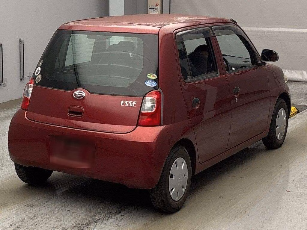 DAIHATSU ESSE