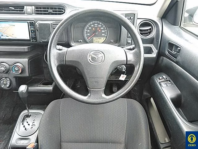 MAZDA FAMILIA