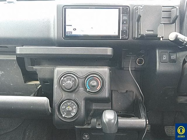 MAZDA FAMILIA