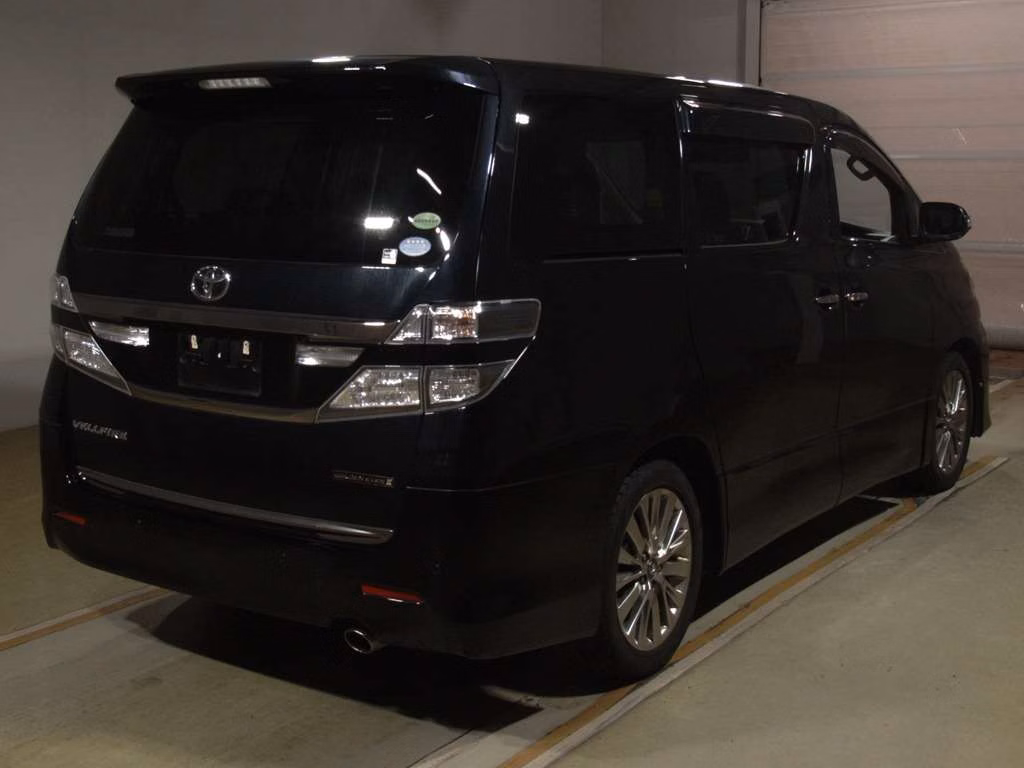 TOYOTA VELLFIRE
