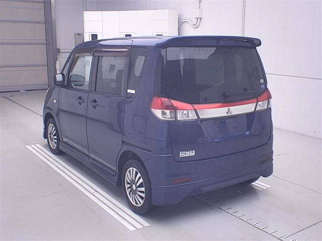MITSUBISHI DELICA D:2