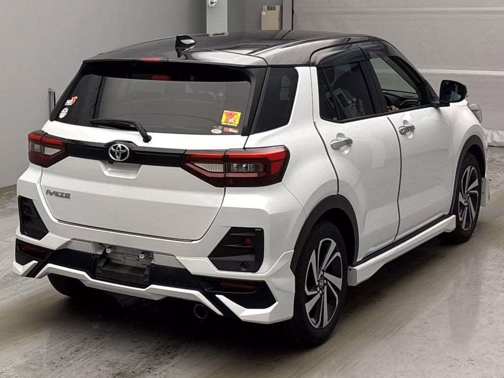 TOYOTA RAIZE