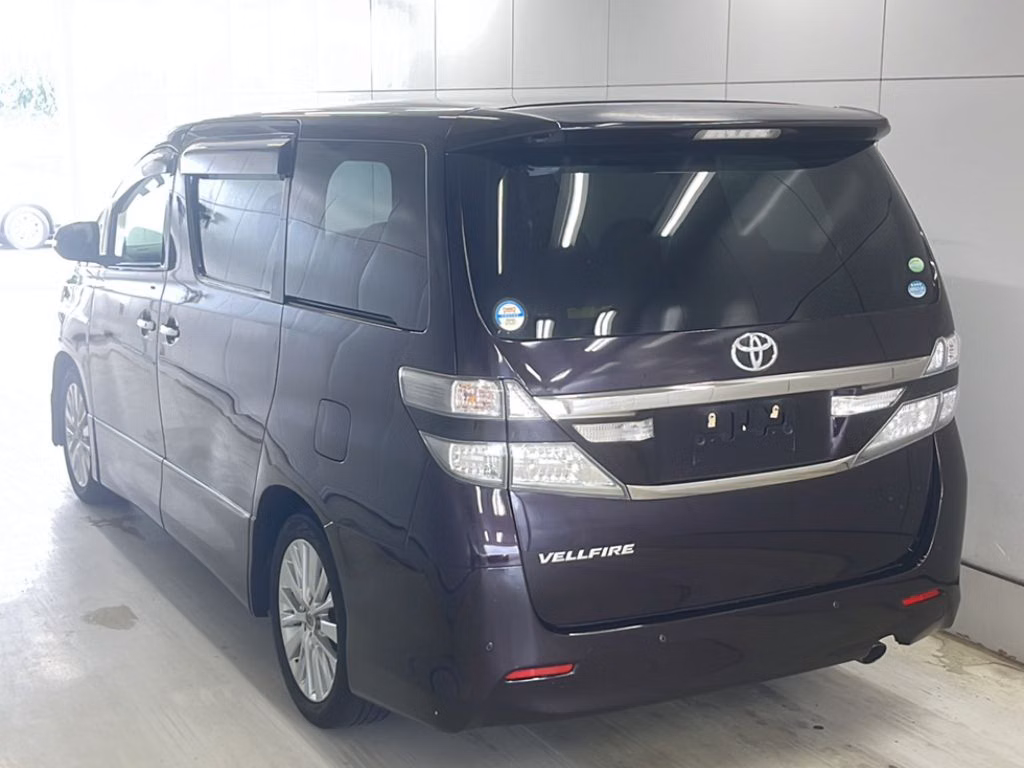 TOYOTA VELLFIRE