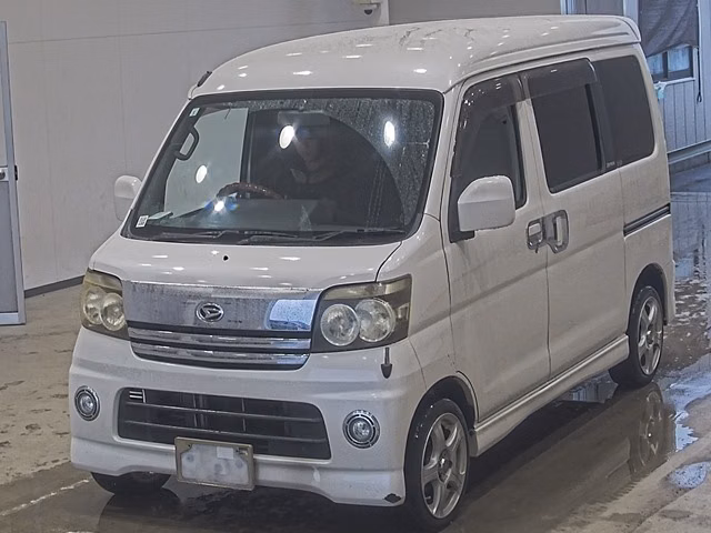 DAIHATSU ATRAI