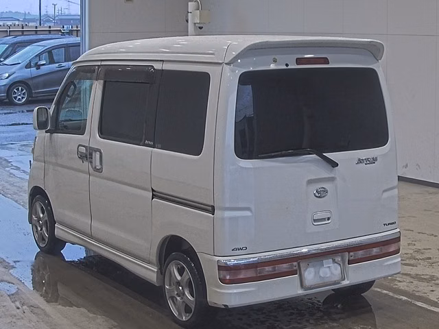 DAIHATSU ATRAI