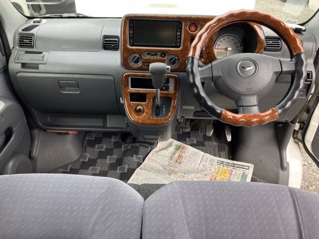 DAIHATSU ATRAI