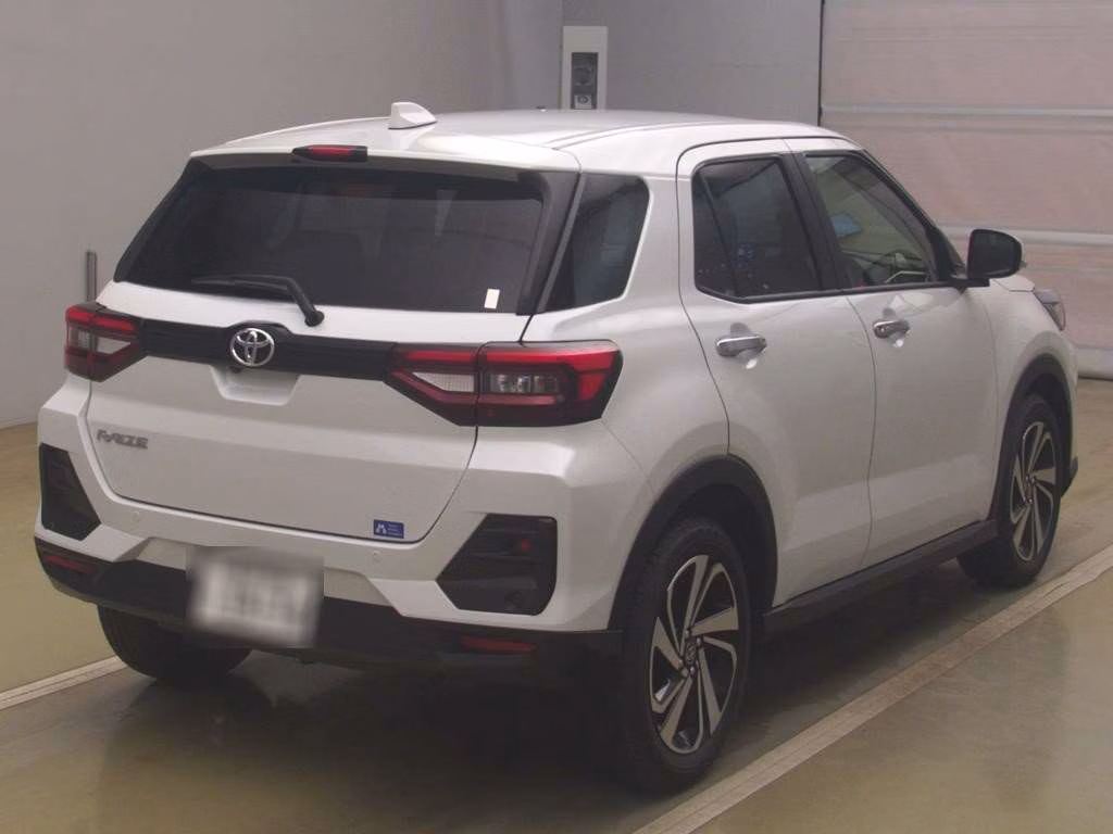 TOYOTA RAIZE