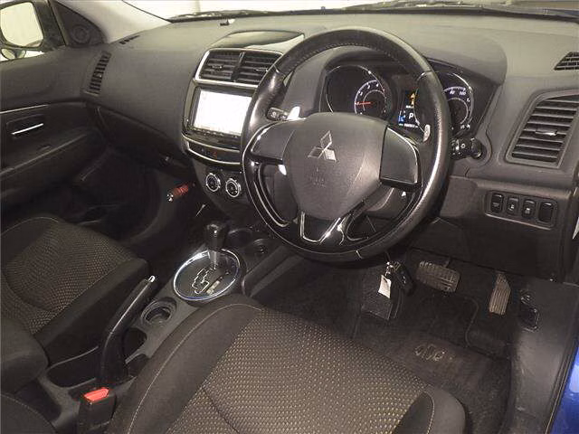MITSUBISHI RVR