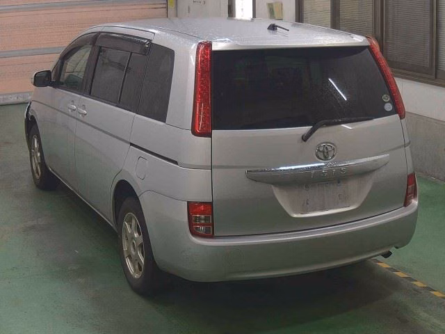 TOYOTA ISIS
