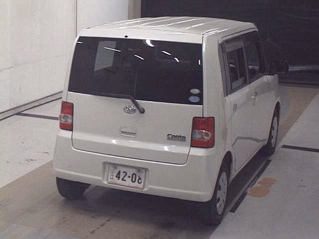 DAIHATSU MOVE CONTE