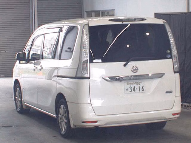 NISSAN SERENA