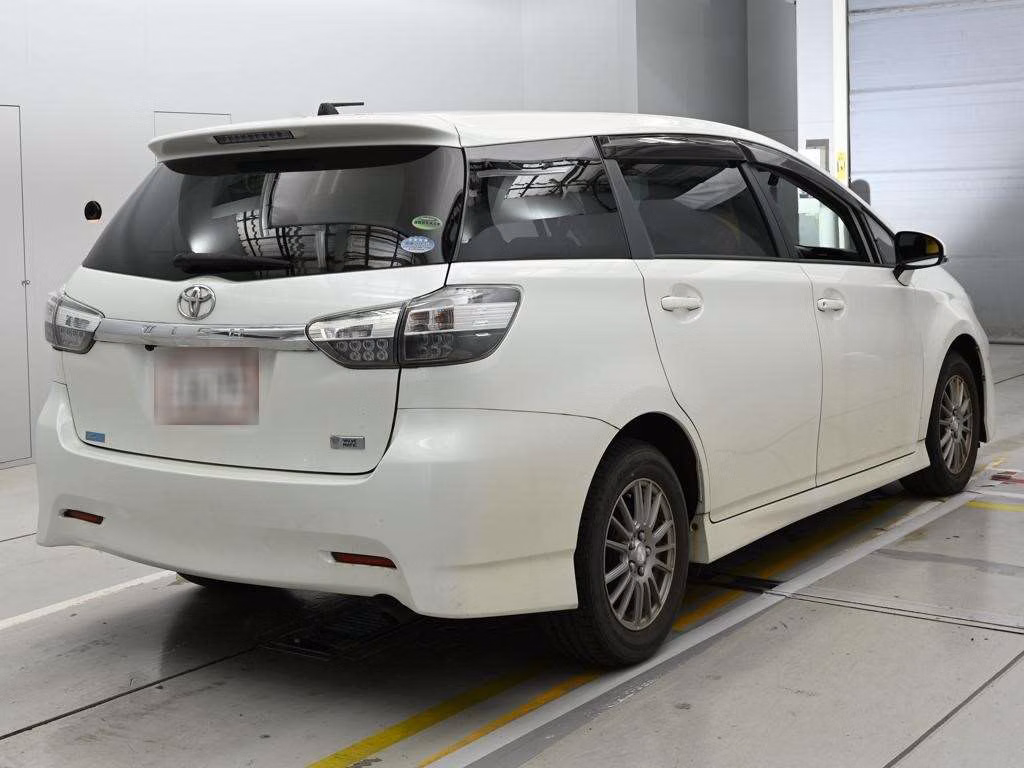 TOYOTA WISH