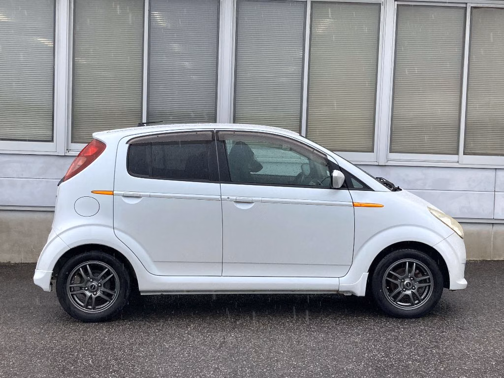 SUBARU R2