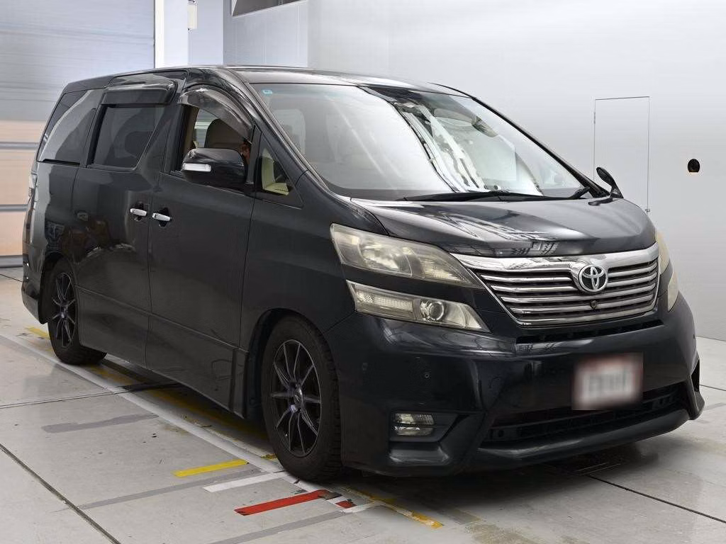 TOYOTA VELLFIRE