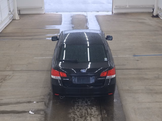 SUBARU LEGACY B4