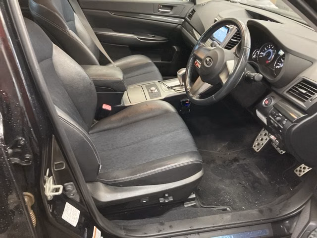 SUBARU LEGACY B4