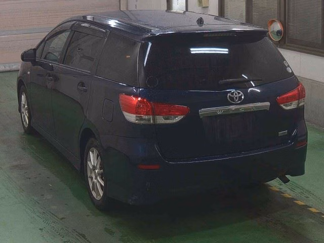TOYOTA WISH