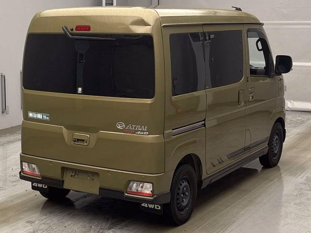 DAIHATSU ATRAI
