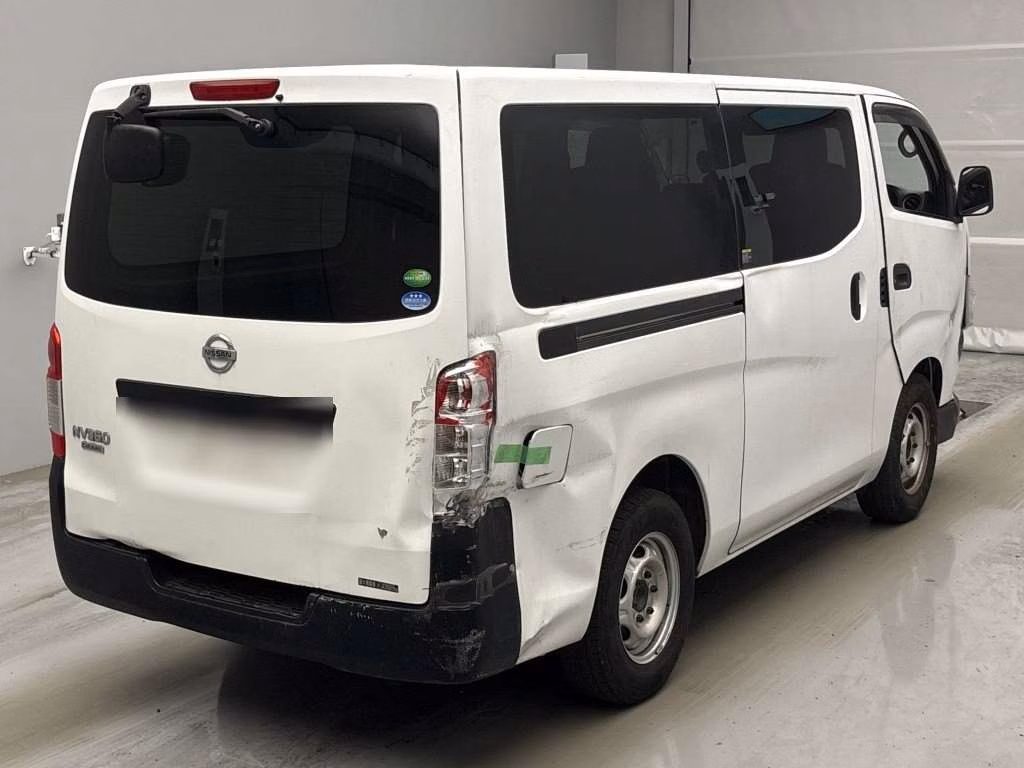 NISSAN NV350 CARAVAN