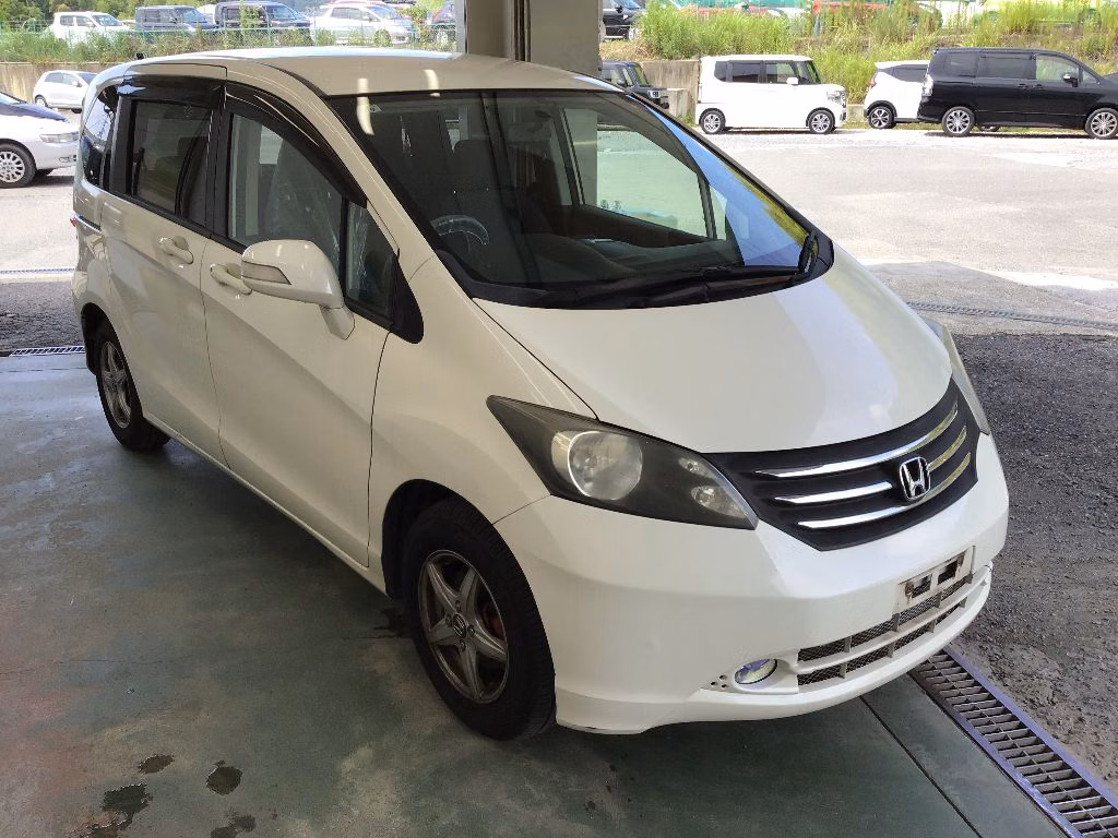HONDA FREED