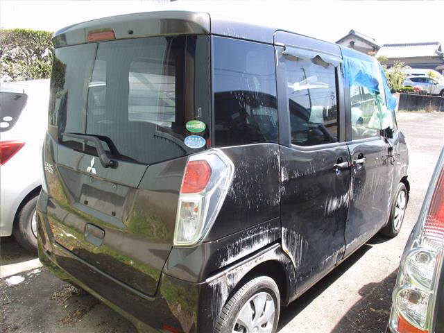 MITSUBISHI EK SPACE