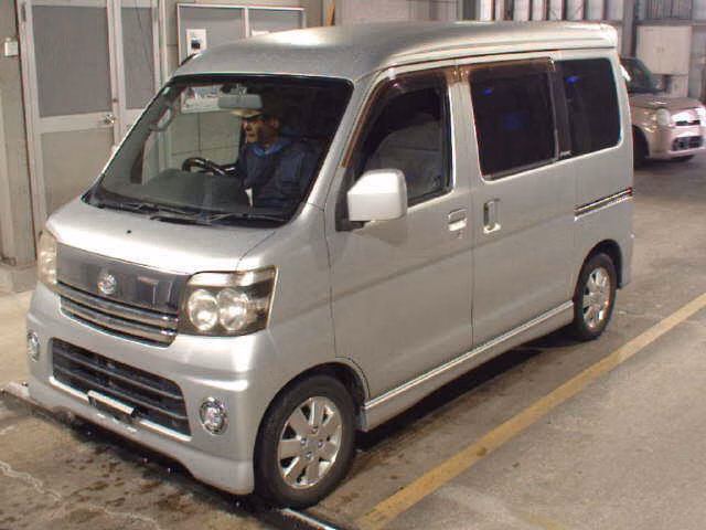 DAIHATSU ATRAI