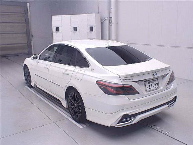 TOYOTA CROWN