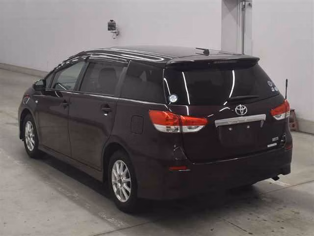 TOYOTA WISH