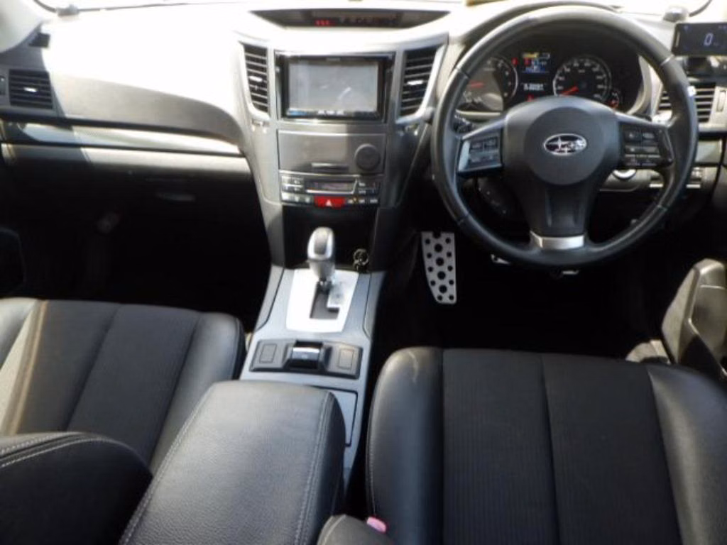 SUBARU LEGACY